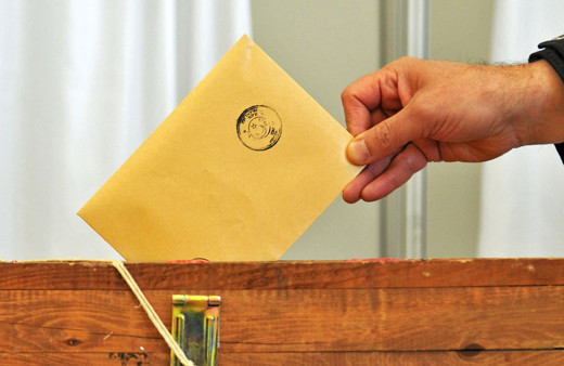 Seçim günü alkol yasak, düğünlere de saat ayarı!