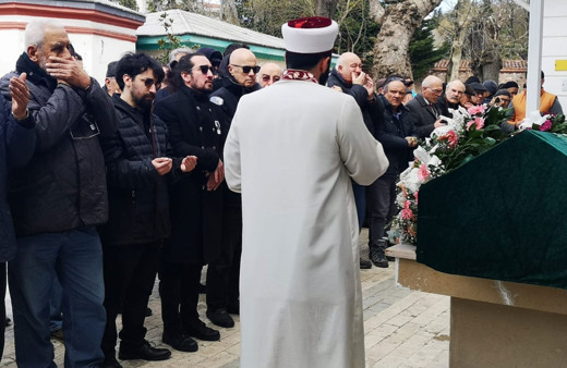 Barış Manço'nun babası son yolculuğuna uğurlandı