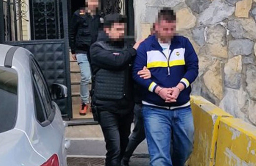 "Fenerbahçe yöneticisiyim" diyerek dolandırırken yakalandı