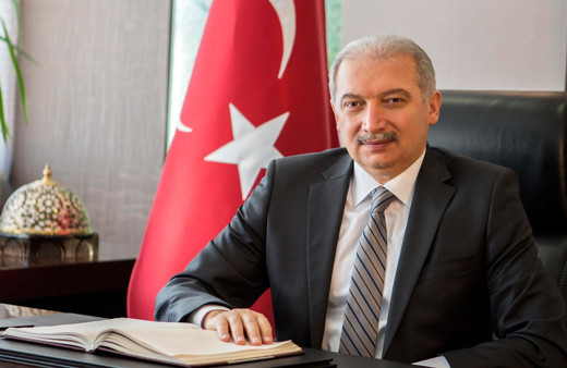 Mevlüt Uysal, oyunu Mehmet Erçağ Anadolu Lisesinde kullanacak