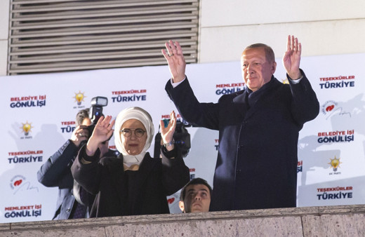 Cumhurbaşkanı Erdoğan'dan çok kritik balkon konuşması!