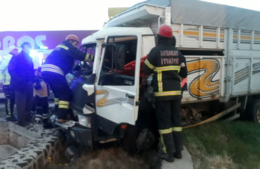 Aksaray'da zincirleme trafik kazası: 2 yaralı