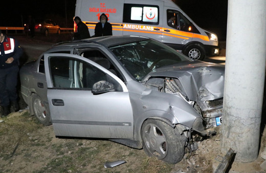 Otomobil şarampole düştü: 1’i çocuk 6 yaralı