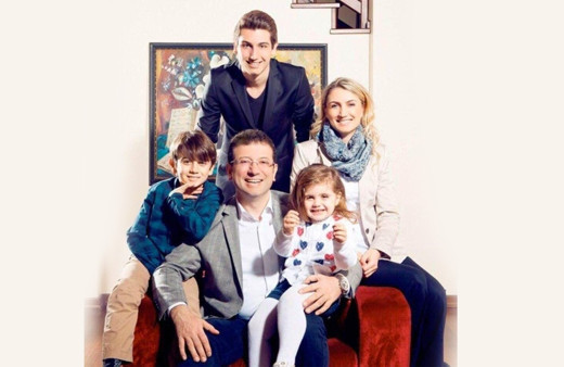 Mine Kırıkkanat'ın Ekrem İmamoğlu ailesi twiti rezilce tepki yağdı