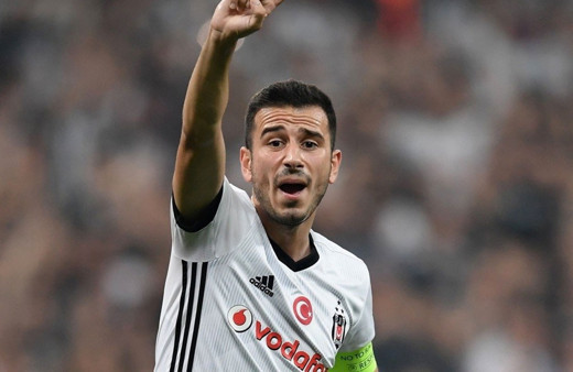 Oğuzhan Özyakup Beşiktaş'ın elinde patladı