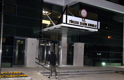 YSK İstanbul İl Seçim Kurulu'nun sayımı durdurma kararını kaldırdı