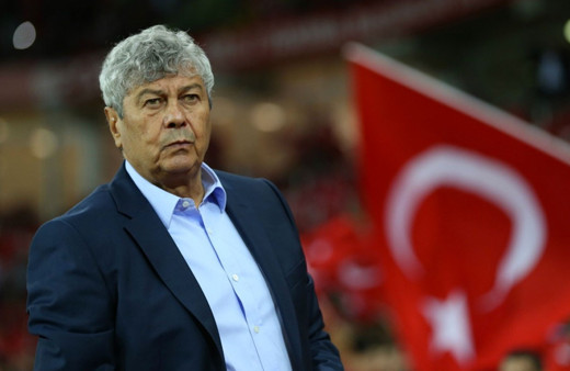Oğlu 'gelemem' dedi Lucescu, Beşiktaş'a kaldı