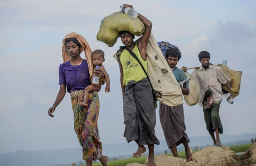 Müslümanlara karşı savaş suçu uyarısı