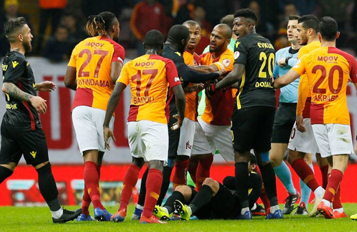 PFDK'dan Luyindama'ya ağır ceza