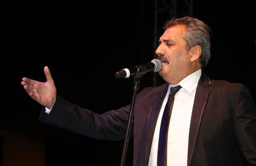 Havalimanında arkadaşını dövdü deniyor Yavuz Bingöl açıklama yaptı