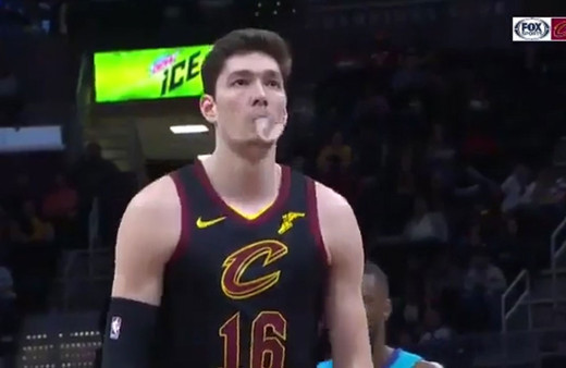 Cedi Osman nefesini üfledi dişli düştü