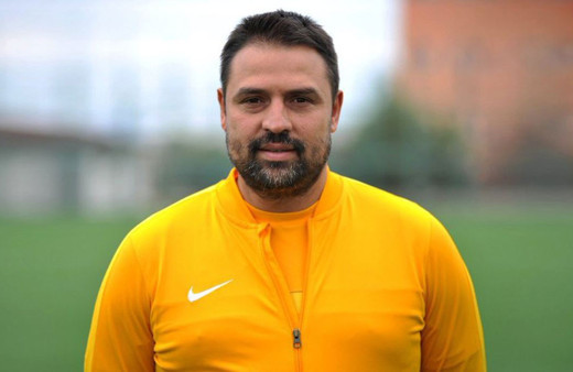 İnegölspor Fatih Akyel'i kapının önüne koydu