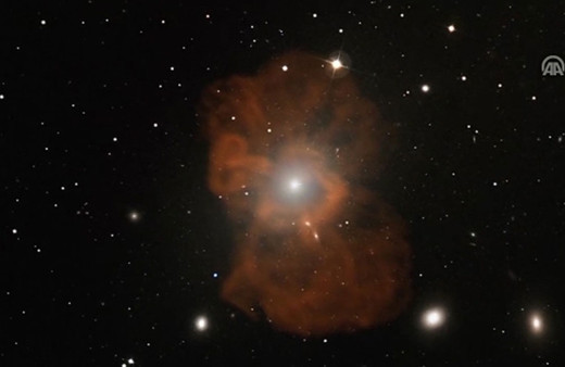 Kara deliğin ilk görüntüsü yayınlandı!