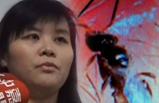 Mezarlıkta ot temizlerken oldu kadının sol gözünden çıkanlar şaşkına çevirdi