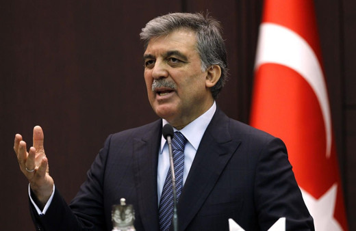 Abdullah Gül eski danışmanı Ahmet Takan'ın yeni parti ile ilgili iddiasını yalanladı