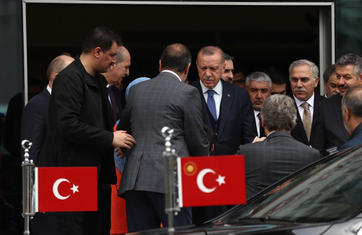 Cumhurbaşkanı Erdoğan Fatih Belediyesini ziyaret etti