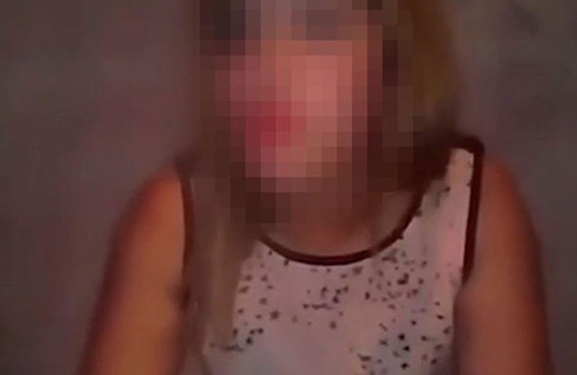 10 erkek tarafından tecavüze uğradım arkadaşlarım çevremde güldü