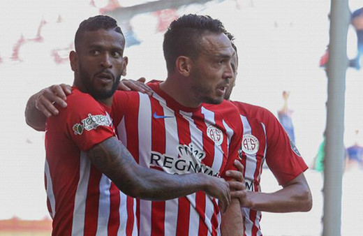 Kasımpaşa'yı deviren Antalya nefes aldı!