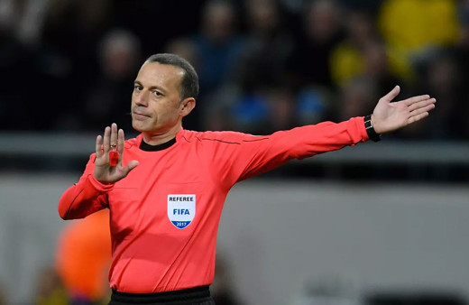 Haftanın hakemleri açıklandı Cüneyt Çakır ve Mete Kalkavan kızağa çekildi