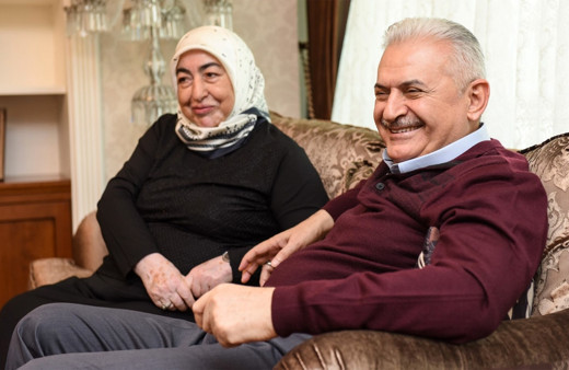 Binali Yıldırım: İmamoğlu milletin sinirini bozuyor