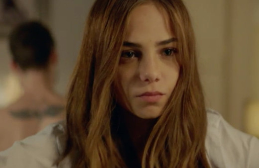 Zalim İstanbul'daki bekaret sahnesi olay oldu! Çarşaftaki kan kriz çıkardı