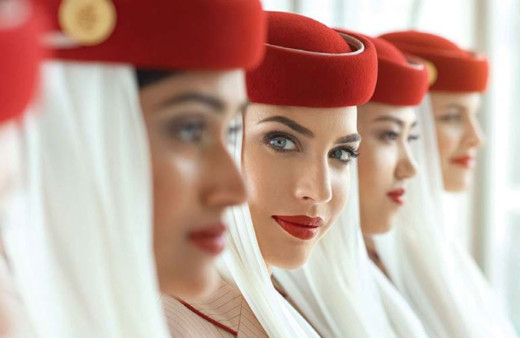 Emirates 15,4 bin lira maaş vereceği Türkleri bulmak için Antalya'ya geliyor