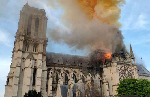 Notre Dame kundaklandı mı Paris Başsavcısı Remy Heitz açıkladı