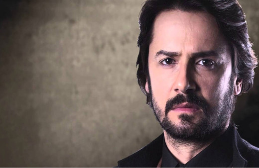 Ünlü oyuncu hastaneye kaldırıldı