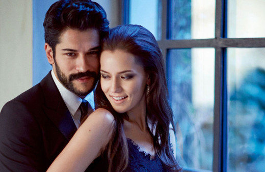 Burak Özçivit ve Fahriye Evcen'e rekor teklif! 1 haftalık bebek milyoner olacak