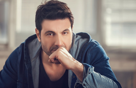 Davut Güloğlu sevgilisi kim 23 yaş küçük üniversiteli sevgilisi