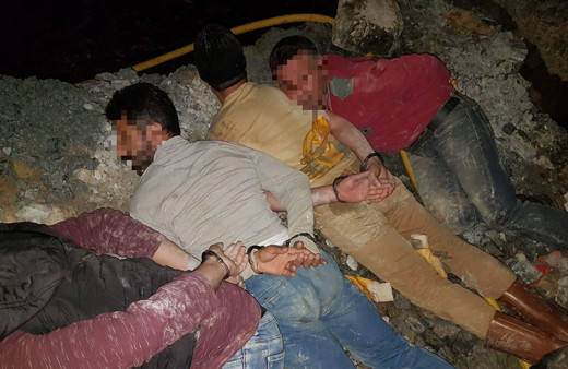 Mersin Bozyazı'da kaçak kazı yapan şahıslar bakın nasıl yakalandı