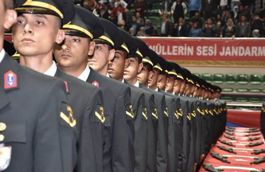 Uzman erbaş mülakat sınavı konular neler kimler girecek?