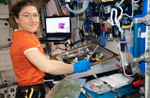 Uzay istasyonunda tarihe geçecek! Astronot rekoru kırılıyor