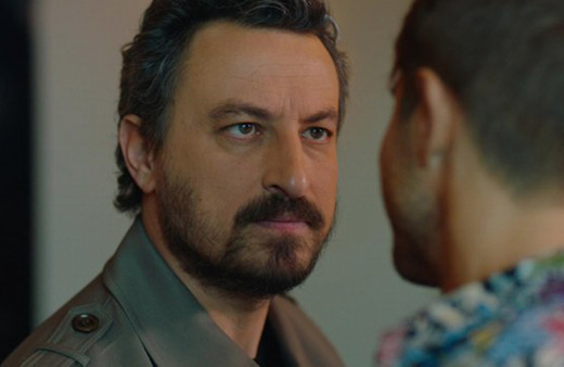 Çarpışma 19. bölüm ilk sahne