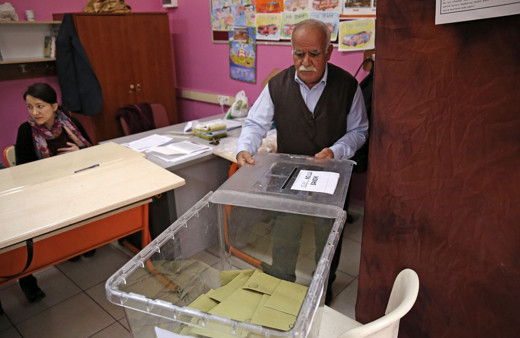 Mazbatayı veren YSK İstanbul seçimini iptal edebilir ünlü hukukçu açıkladı