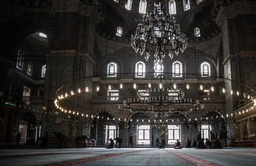 Cuma selası ile ezan arasında duaların kabul olduğu an nedir?