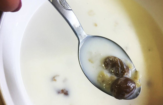 Etkisi inanılmaz Sütle karıştırıp yüzünüze sürdüğünüzde...