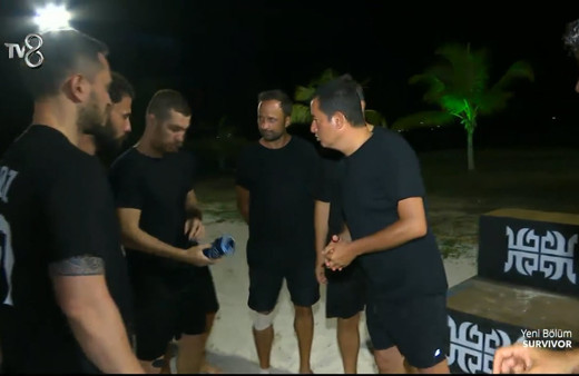 Acun Ilıcalı: 'Dikkatli ol bizi Beyaz Futbol'da masaya yatırmasınlar'