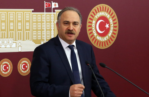 CHP'li Levent Gök'e linç! İşte o inanılmaz görüntüler...