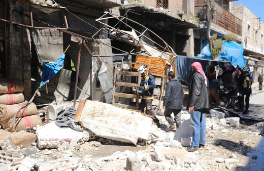 Esed rejiminden pazar yerine saldırı