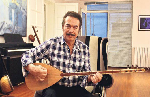 Orhan Gencebay sağlığına kavuştu... Sazı eline aldı