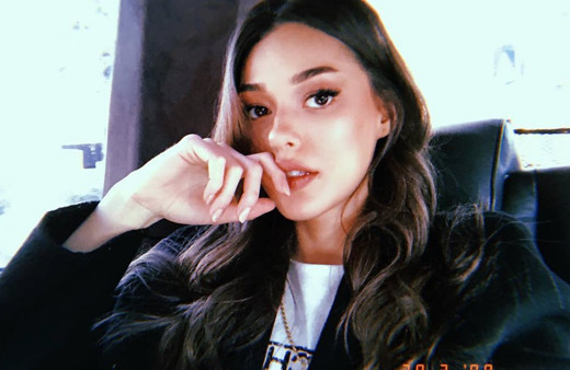 Beşiktaşlı yıldız futbolcu Dilan Çiçek Deniz'e  DM'den yürüdü