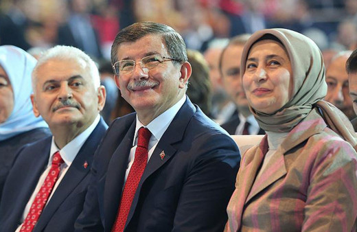 Ahmet Davutoğlu’nun eşi Sare Davutoğlu’nun programı iptal edildi
