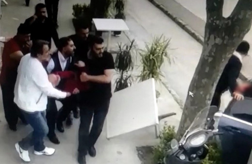 Bursa'da dehşet: Sokak ortasında kurşun yağdırdı!