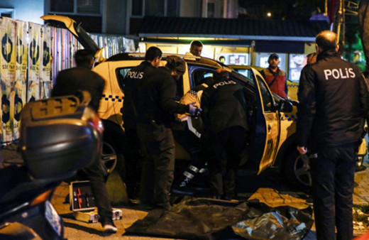 Bakırköy’de ticari takside bir kişi hayatını kaybetti