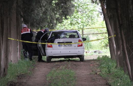 Kayınpeder damadını otomobilde ölü buldu