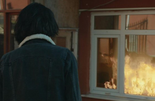 Çarpışma 20. bölüm ilk sahne