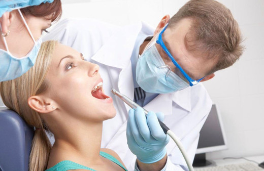 Diş hekimlerinden ağız içindeki hastalıklar hakkında uyarı