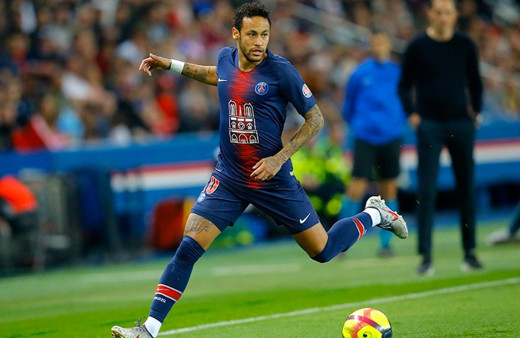 Neymar antrenmana helikopterle geldi