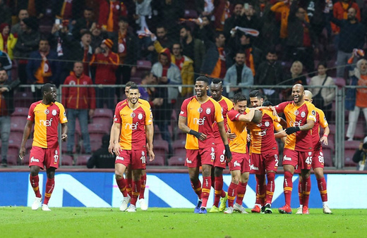 Galatasaray'da ilk yolcu belli oldu
